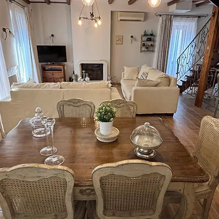 Marilu's Port Mansion House